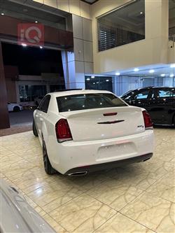 كرايسلر 300
